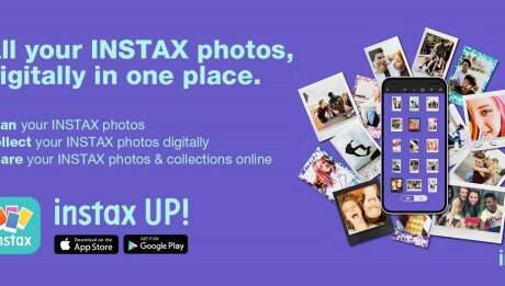 INSTAX UP!