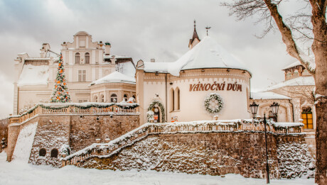 Vánoce po celý rok_Karlovy Vary1